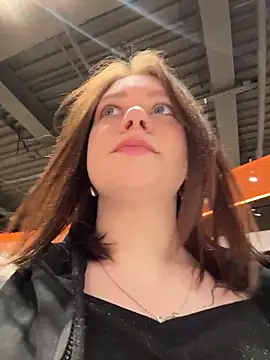 Snapshot of lucy-joy chatting on 03/03/26, 11:27 lucy-joy online show from 03/03/26, 11:27