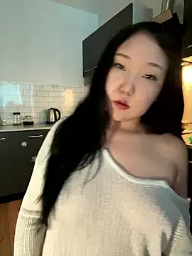 Snapshot of tammy_gun chatting on 01/13/26, 12:32 tammy gun online show from 01/13/26, 12:32