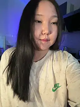 Snapshot of tammy_gun chatting on 02/27/26, 12:27 tammy gun online show from 02/27/26, 12:27