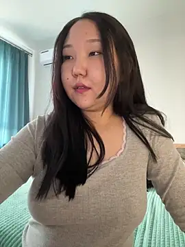 Snapshot of tammy_gun chatting on 03/08/26, 12:42 tammy gun online show from 03/08/26, 12:42