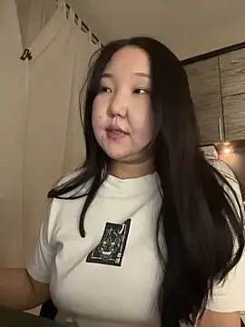 Snapshot of tammy_gun chatting on 03/28/26, 05:23 tammy gun online show from 03/28/26, 05:23