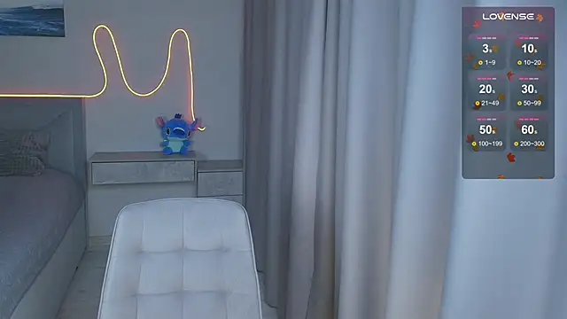 FoxyMira online show from 11/14/25, 01:21