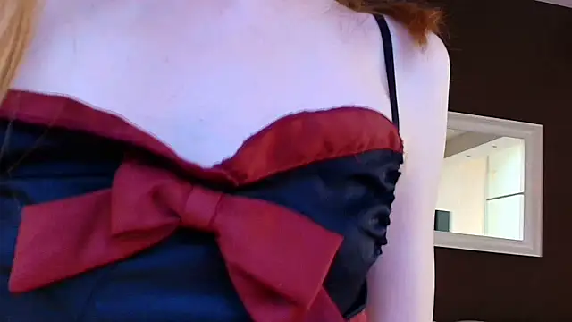 FoxyMira online show from 07/28/26, 02:13