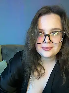 Snapshot of MariaMirabella chatting on 04/23/26, 10:45 MariaMirabella online show from 04/23/26, 10:45