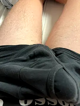 Snapshot of sexyman04 chatting on 12/01/25, 04:12 sexyman04 online show from 12/01/25, 04:12