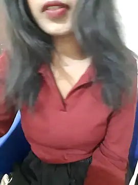 Snapshot of AnkitaDevi chatting on 04/23/26, 04:14 AnkitaDevi online show from 04/23/26, 04:14