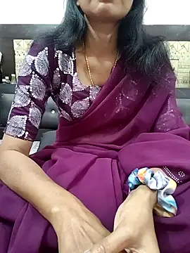 Yourhotsweetgirl online show from 11/11/25, 03:39