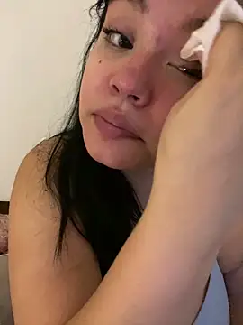 Emily Taylor2 online show from 09/18/25, 02:57