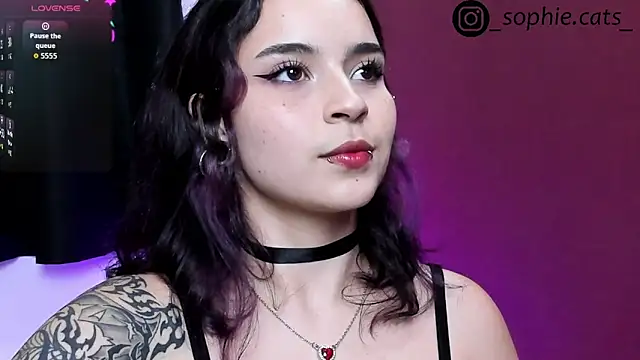 SophieCats online show from 10/29/25, 11:06