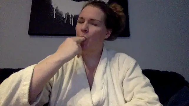 less-is-moore online show from 02/11/26, 01:05