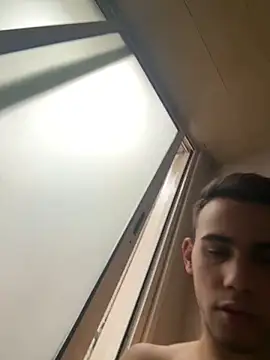 Romanalegre online show from 10/20/25, 11:43