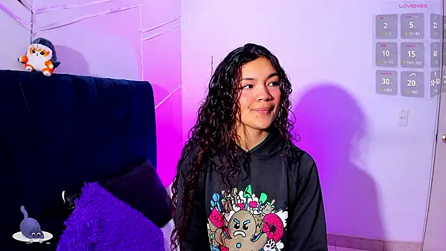 Camilla Miller01 online show from 02/07/26, 12:53