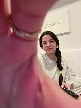 heyitsmadig online show from 04/13/26, 02:11