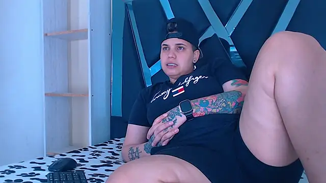 karla sexy21 online show from 10/31/25, 05:08