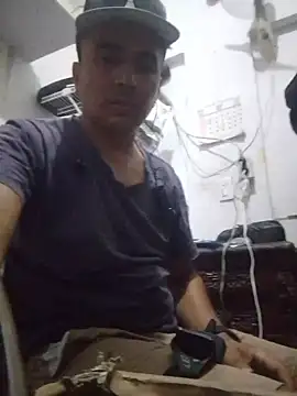 miroqui143 online show from 11/14/25, 02:16