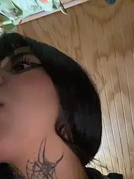 kiittyselenita online show from 04/01/26, 03:07