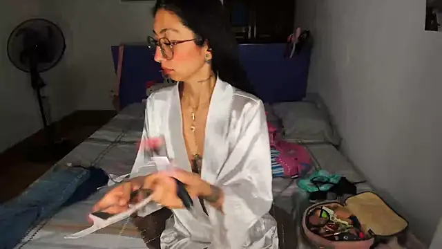 Anais lux online show from 05/16/26, 12:07