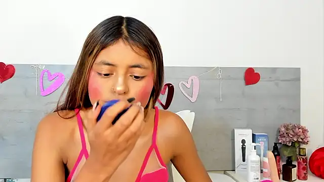 sunnyWhitee online show from 02/23/26, 07:11