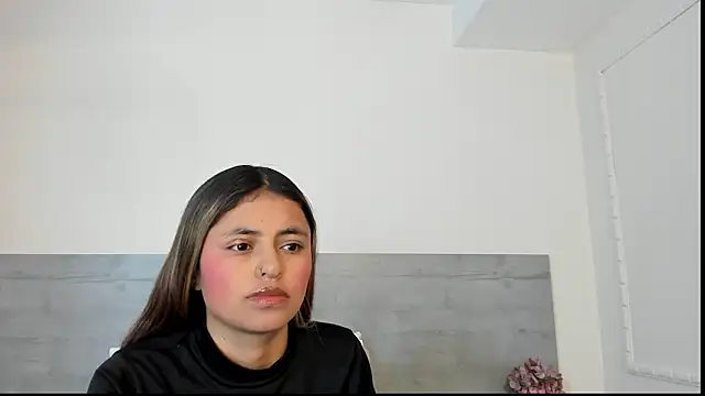 sunnyWhitee online show from 03/24/26, 07:08