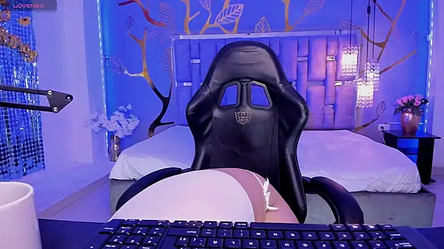 ShylySweet online show from 10/15/25, 05:07