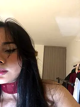 Snapshot of SelinaCatt_ chatting on 10/12/25, 11:26 SelinaCatt  online show from 10/12/25, 11:26