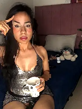 Snapshot of SelinaCatt_ chatting on 10/26/25, 12:38 SelinaCatt  online show from 10/26/25, 12:38