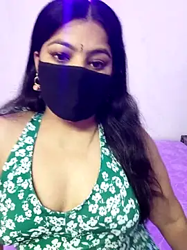 Snapshot of Aavya_007 chatting on 05/08/26, 04:07 Aavya 007 online show from 05/08/26, 04:07