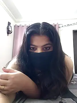 Snapshot of Aavya_007 chatting on 05/12/26, 04:26 Aavya 007 online show from 05/12/26, 04:26