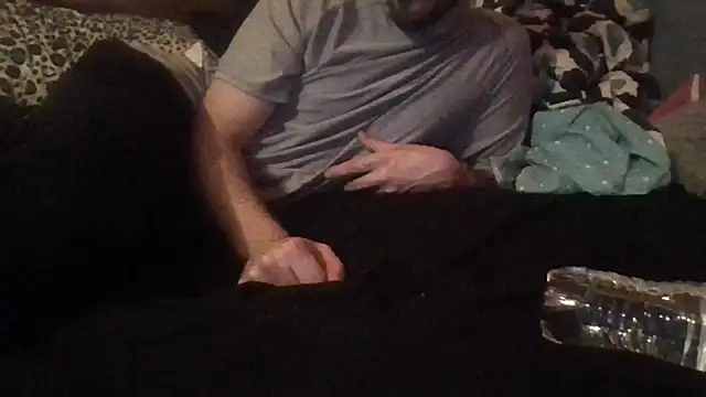 Snapshot of jcwxt chatting on 12/02/25, 03:34 jcwxt online show from 12/02/25, 03:34