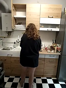 Snapshot of PerpetuaAnastagi chatting on 09/22/25, 10:28 PerpetuaAnastagi online show from 09/22/25, 10:28