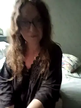 Snapshot of PerpetuaAnastagi chatting on 10/09/25, 06:11 PerpetuaAnastagi online show from 10/09/25, 06:11