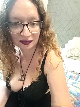 Snapshot of PerpetuaAnastagi chatting on 11/02/25, 11:12 PerpetuaAnastagi online show from 11/02/25, 11:12