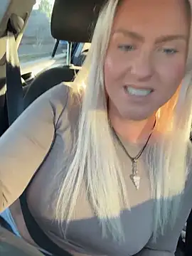 Charleigh xx online show from 09/08/25, 05:45