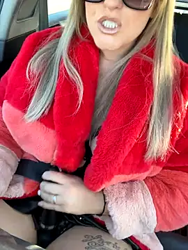 Charleigh xx online show from 11/25/25, 12:05