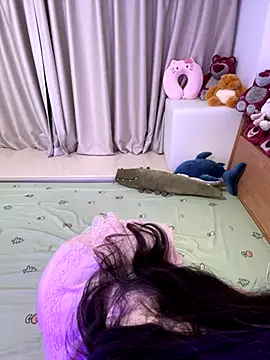 linlin886 online show from 10/16/25, 02:18
