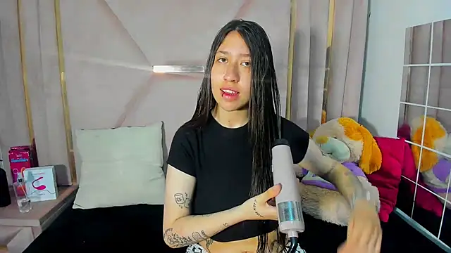 venusmorgan online show from 10/14/25, 03:24