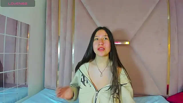 venusmorgan online show from 12/14/25, 03:50