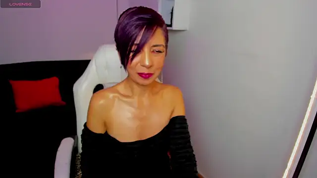 Trinityy   online show from 04/09/26, 07:41