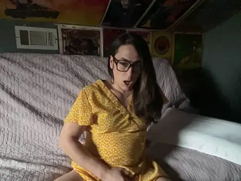 mayra mayhem online show from 02/10/26, 02:32