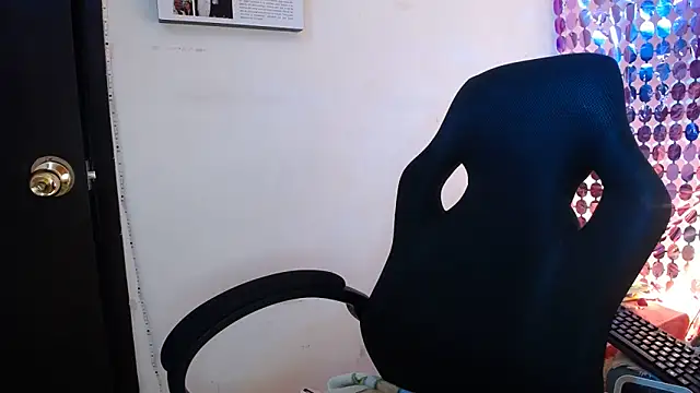 Nicol V online show from 10/23/25, 04:45