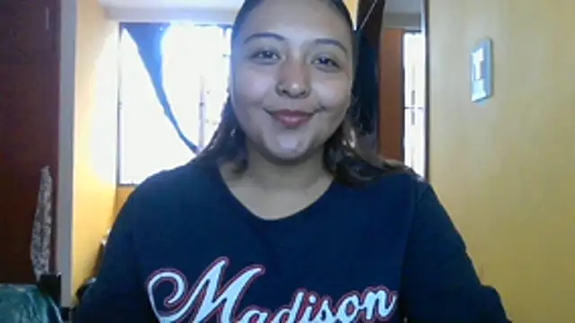 Snapshot of ALANA_150 chatting on 05/28/26, 01:41 ALANA 150 online show from 05/28/26, 01:41