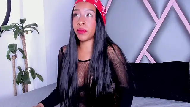 Euphoria 07 online show from 11/19/25, 04:01