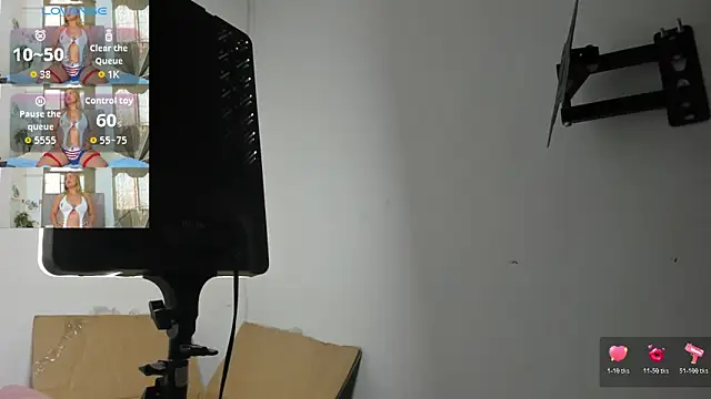 Lady miss    online show from 05/15/26, 02:35