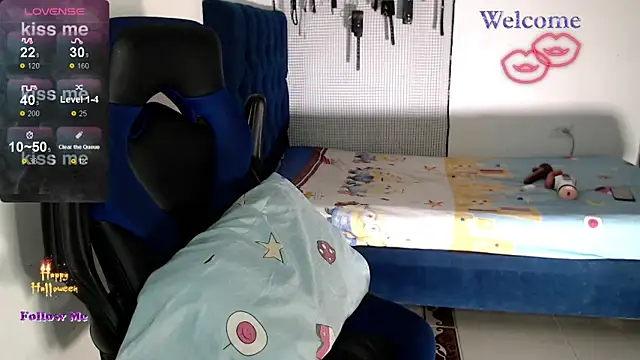 dylan apol0 online show from 11/10/25, 04:22