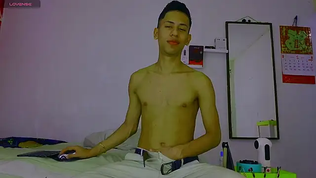 dylan apol0 online show from 02/20/26, 03:25