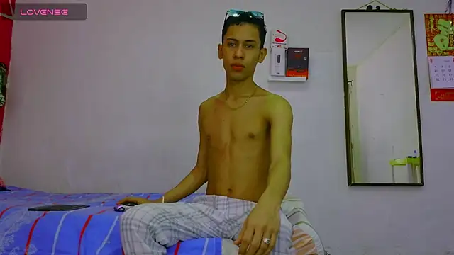 dylan apol0 online show from 03/09/26, 02:15