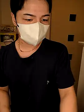 kqitooo online show from 04/08/26, 12:38