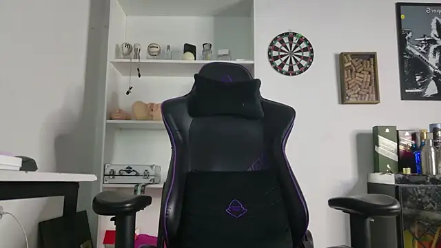 aaron nvk online show from 03/01/26, 05:31