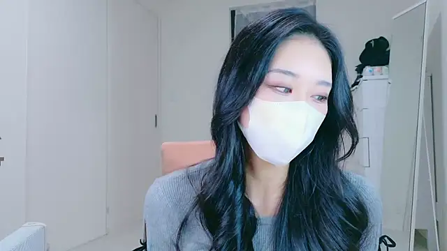 ramuchan desu online show from 12/17/25, 12:05