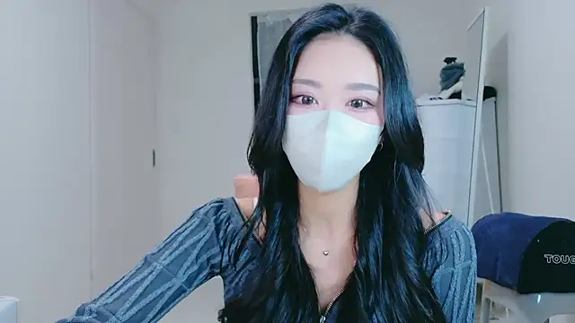 Snapshot of ramuchan_desu chatting on 02/22/26, 12:01 ramuchan desu online show from 02/22/26, 12:01